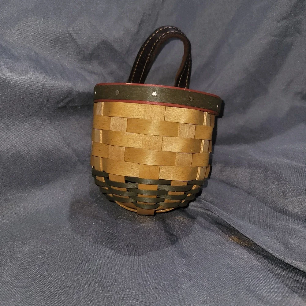 Longaberger 2002 Little Elf Basket Wall Hanging Leather Strap